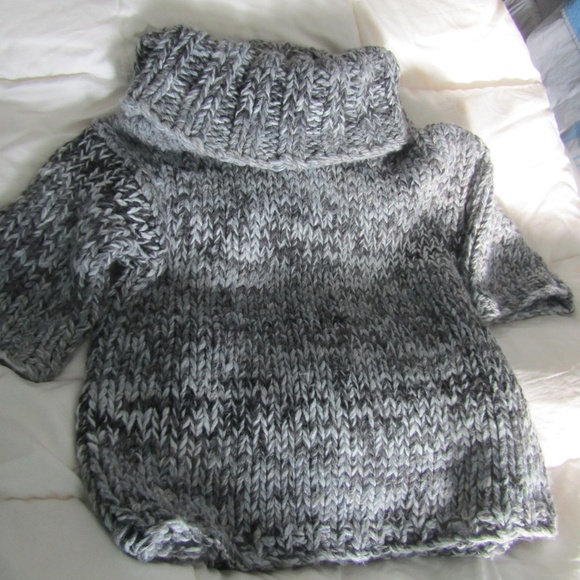 Grey Land's End Hand Knit sweater, size M - Picture 3 of 6